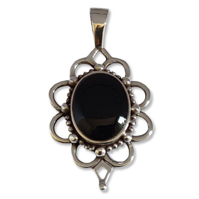 2154 - Silverhänge med svart onyx sten.