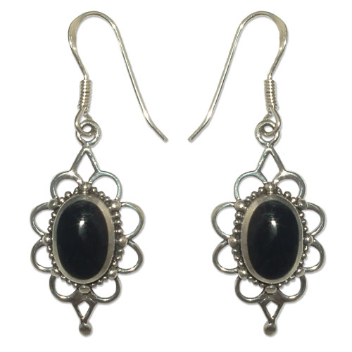 3435 -Silverörhängen med svart onyx sten.