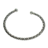 5004 - Silverarmband Stelt Vikingarmband.