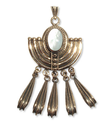 7162 - Bronshänge Keltiskt med Vit Pärlemors sten.