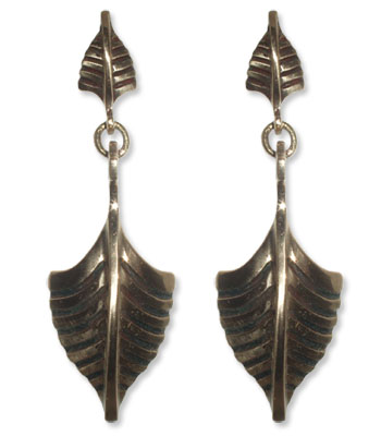 8219 -   Bronsörhängen Vikingskeppskrov.