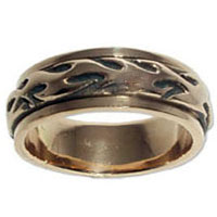 9048 - Bronsring "Spinnring" med Tribaler