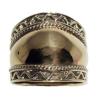 9099 - Bronsring med Keltiskt motiv