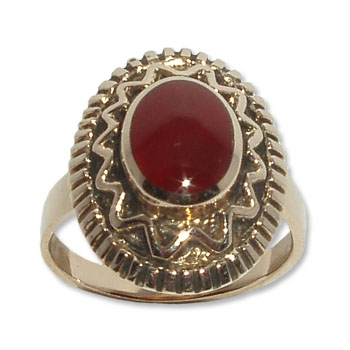 9113 - 1 Bronsring Keltiskt med Röd karneol sten.