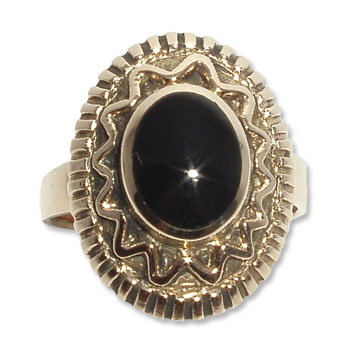 9113 - 2 Bronsring Keltiskt med Svart onyx sten.