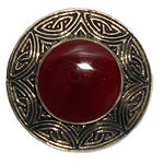 13022-Bronsbrosch Keltiskt med Röd Karneol sten 